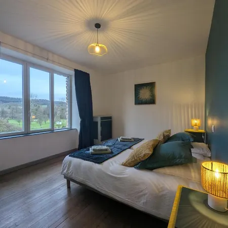 Les Champs Dessus Holiday home